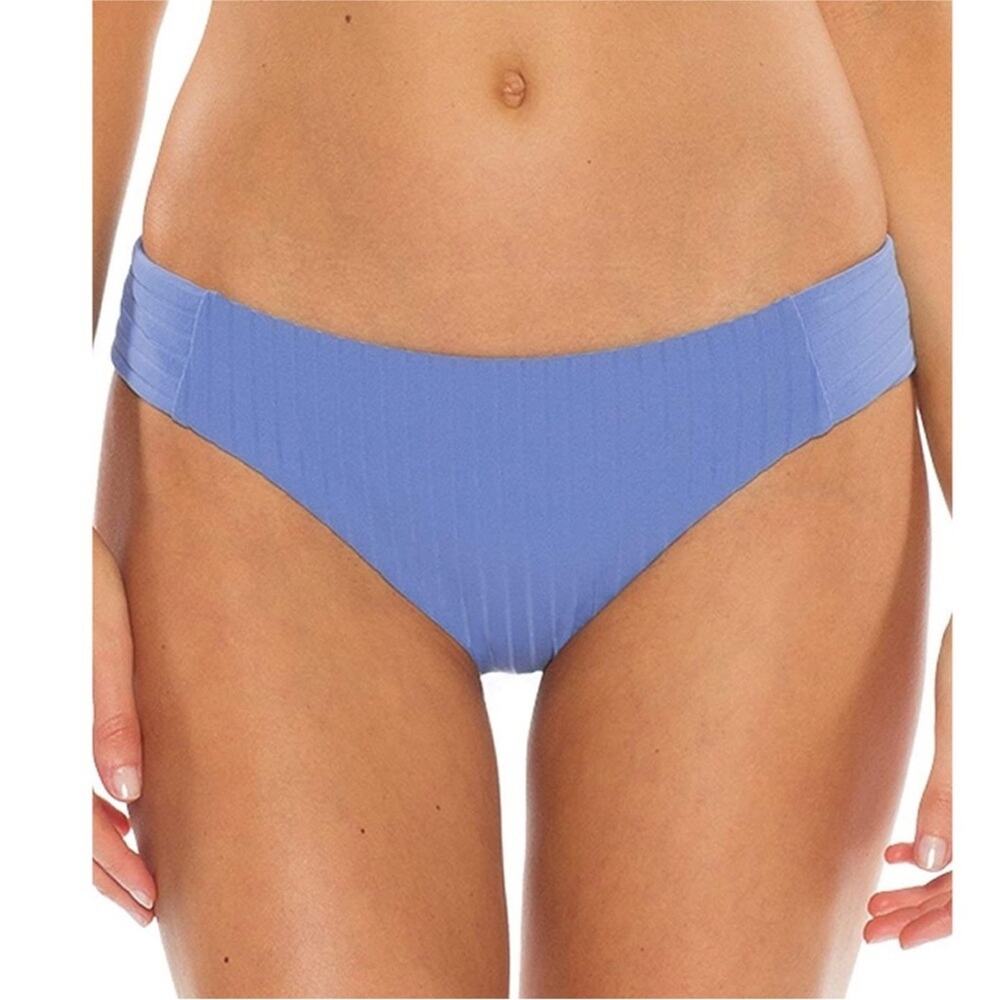 BECCA Loreto Ribbed Bikini Bottoms
Nwot $58